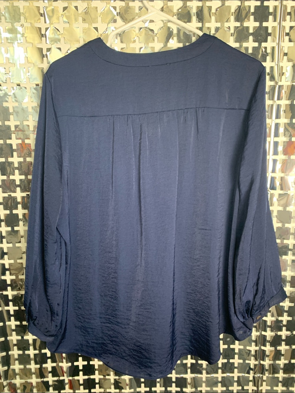 Vince Camuto Deep Navy V-Neck Long Sleeve Blouse - Picture 4 of 4